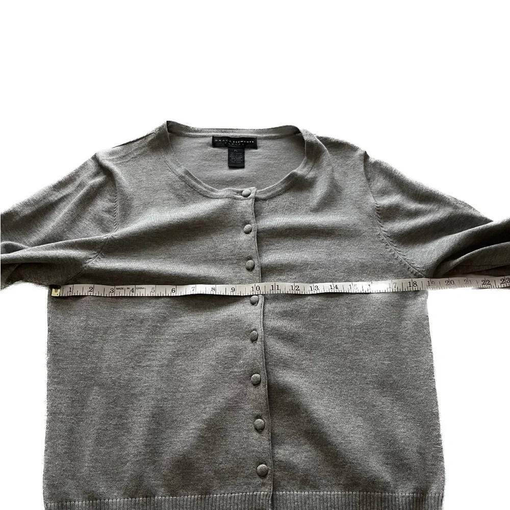 Grace Elements petite. Gray 3/4 length sleeve sweater. - Picture 9 of 9